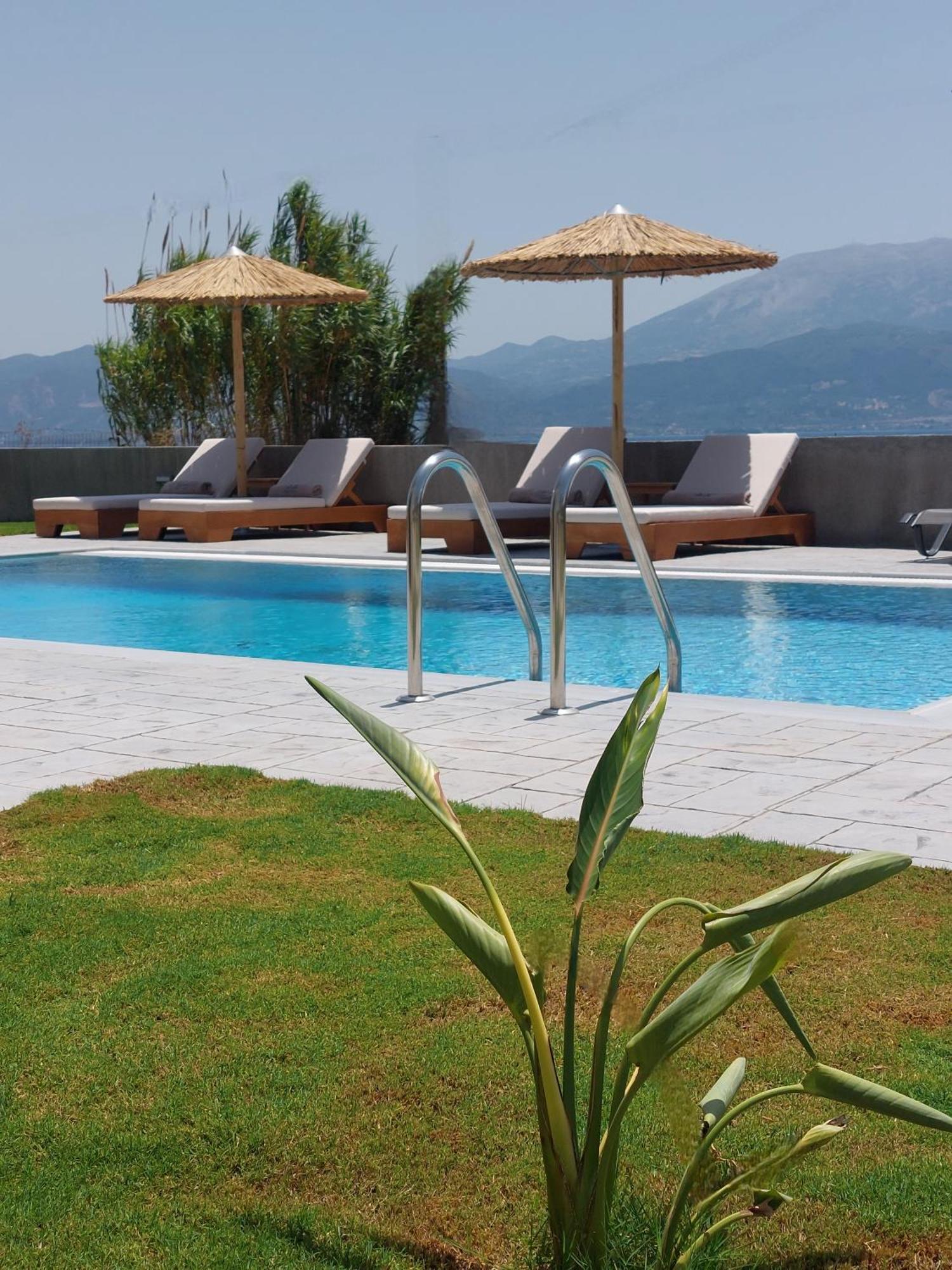 Santa Domenica Nafpaktos - Rooms And Apartments By The Sea Kültér fotó